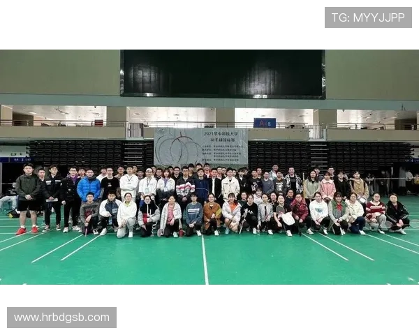 武汉羽毛球队与重庆羽毛球队赛后心理素质对比分析与反思 武汉羽毛球队与重庆羽毛球队赛后心理素质对比分析与反思