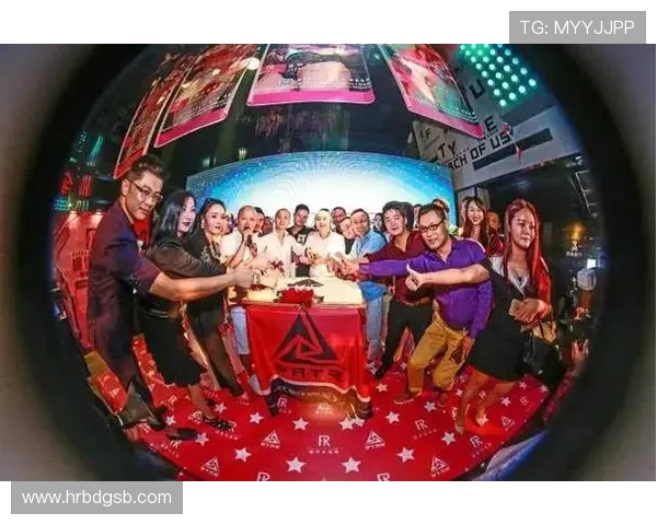 11月足球明星生日盛典回顾与未来展望精彩瞬间盘点