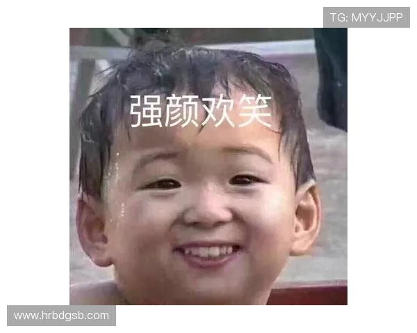 足球明星挑战无语游戏展现幽默一面引发粉丝热议与欢笑